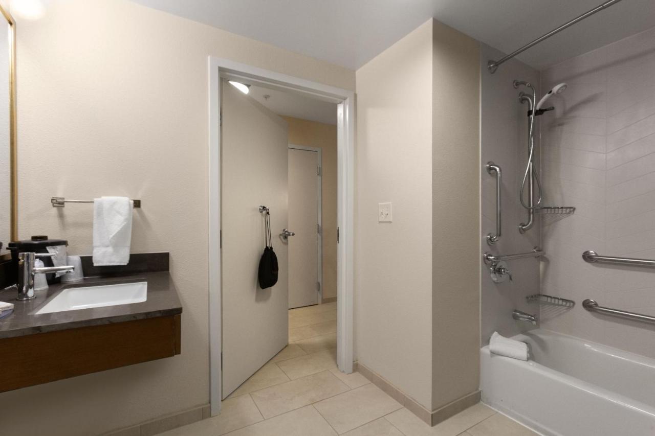 Fairfield Inn & Suites Elizabeth City Ngoại thất bức ảnh