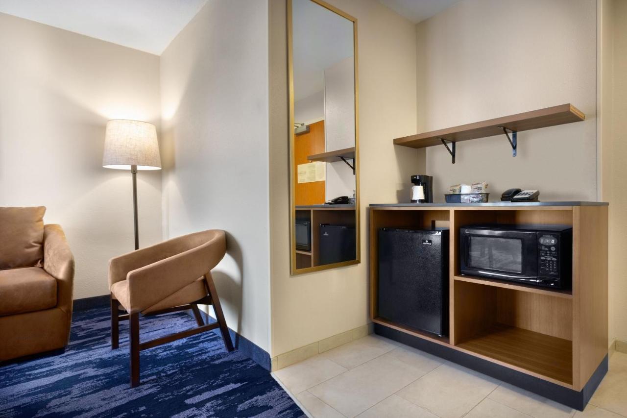Fairfield Inn & Suites Elizabeth City Ngoại thất bức ảnh