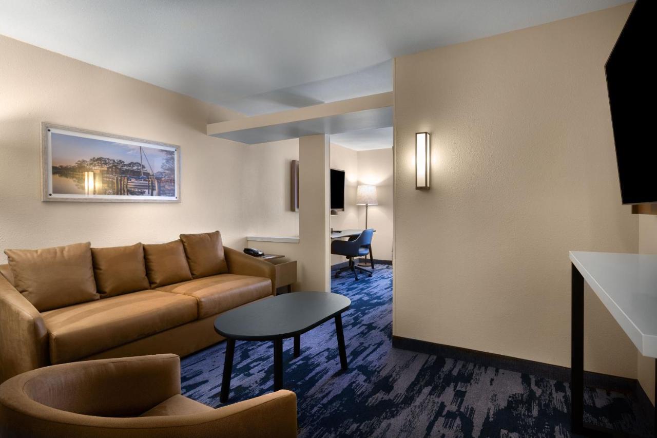 Fairfield Inn & Suites Elizabeth City Ngoại thất bức ảnh
